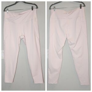 Yogasmoga Light Pink Leggings.  Side pockets.  Size XL.